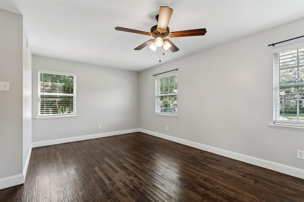 519 Royal Crest Drive Property Photo 17