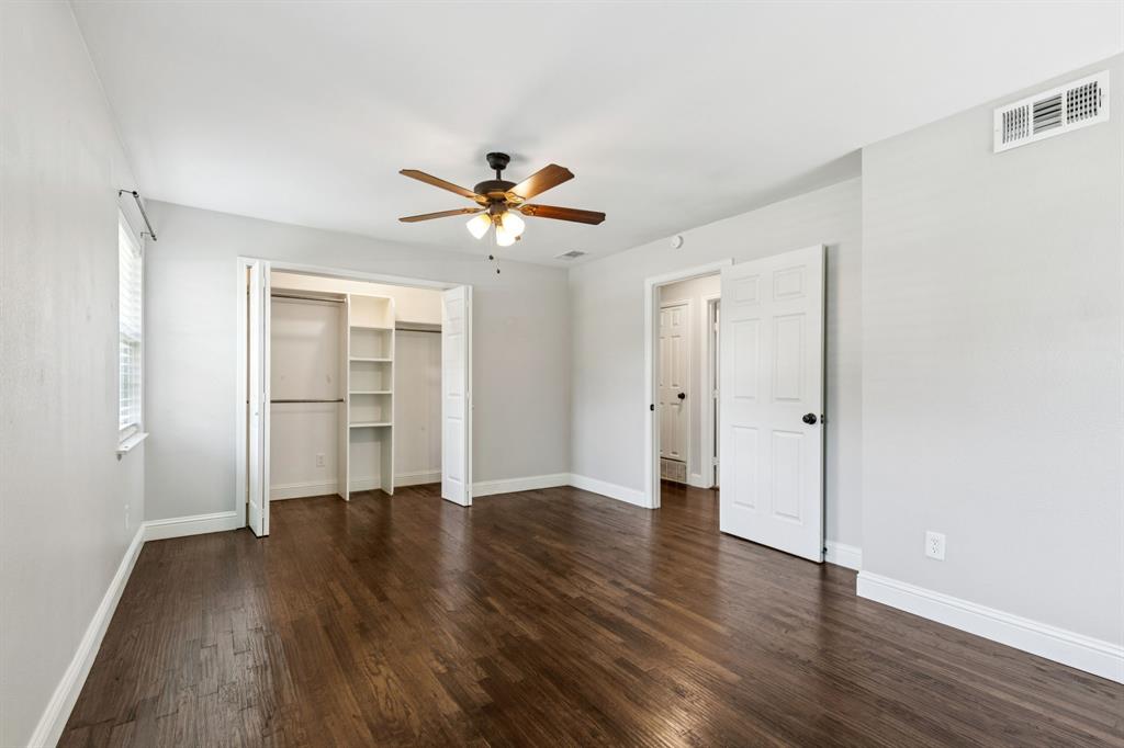 519 Royal Crest Drive Property Photo 18