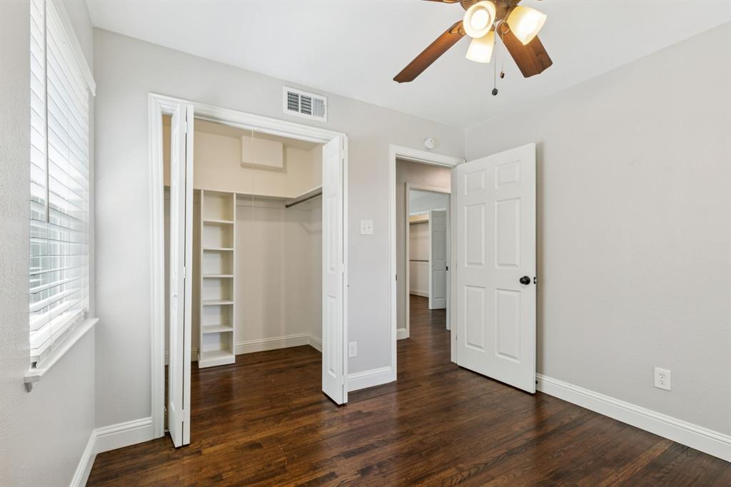 519 Royal Crest Drive Property Photo 22