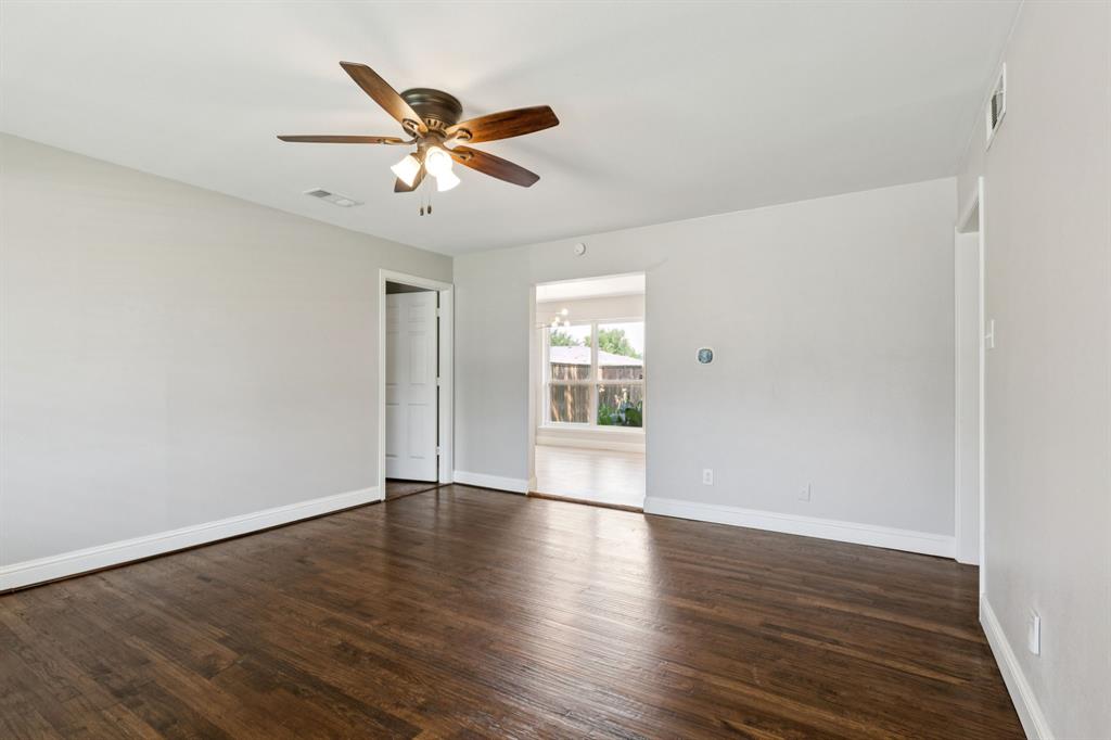 519 Royal Crest Drive Property Photo 23