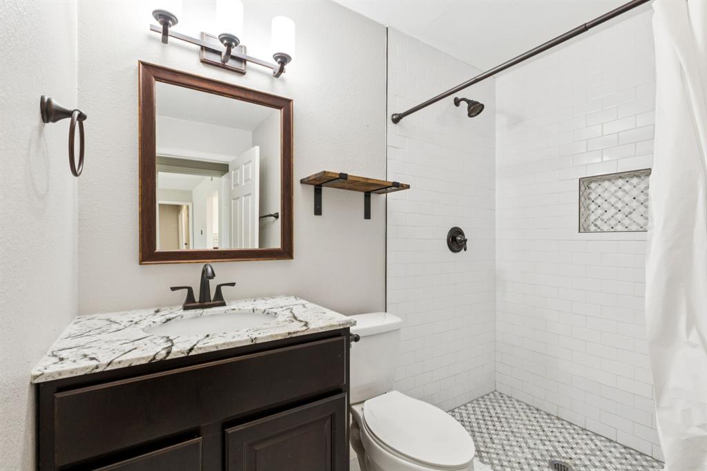 519 Royal Crest Drive Property Photo 24
