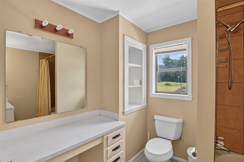 724 Pine Forest Drive Property Photo 24