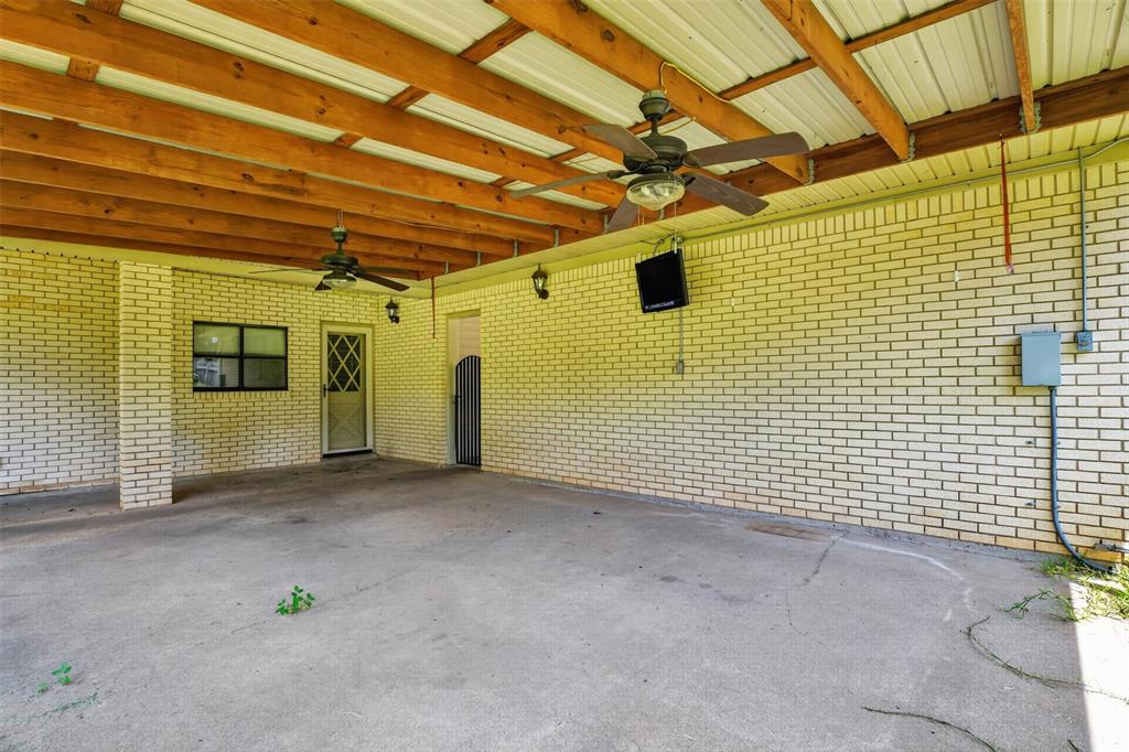 724 Pine Forest Drive Property Photo 32