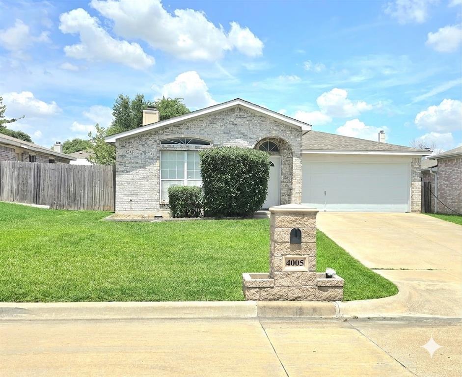 4005 Staghorn Circle Property Photo 1