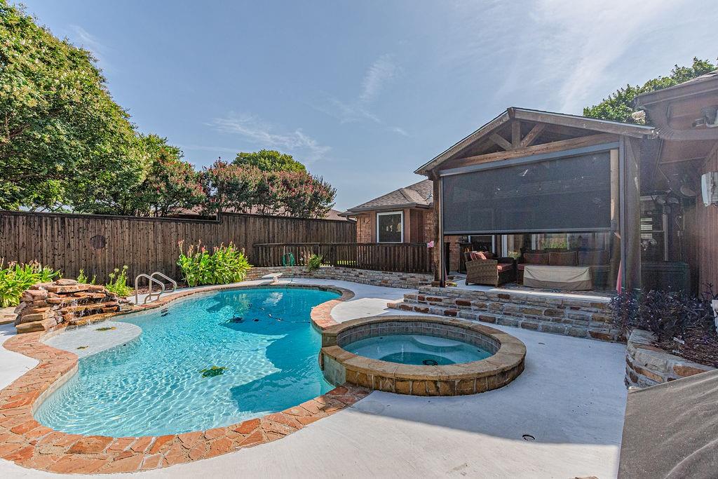 4005 Hatherly Drive Property Photo 27