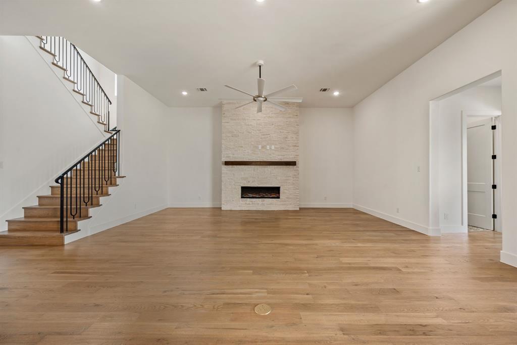12499 Palmer Drive Property Photo 9