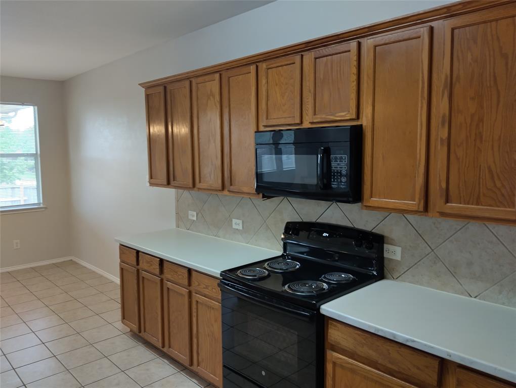 1133 Mockingbird Drive Property Photo 7
