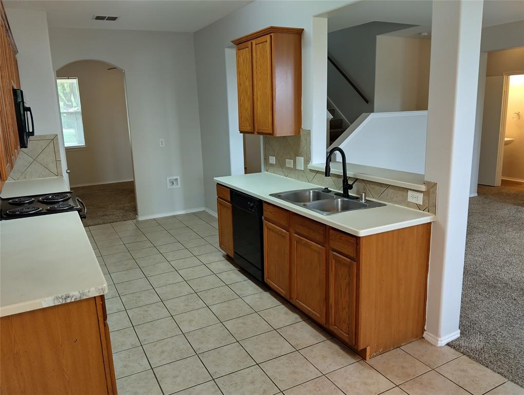 1133 Mockingbird Drive Property Photo 8