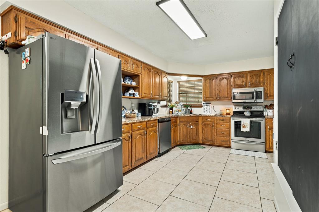 709 Glazner Street Property Photo 13