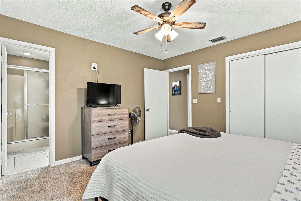 709 Glazner Street Property Photo 17