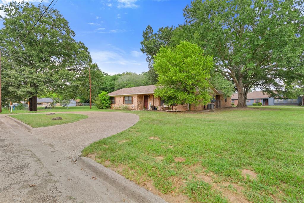 709 Glazner Street Property Photo 29