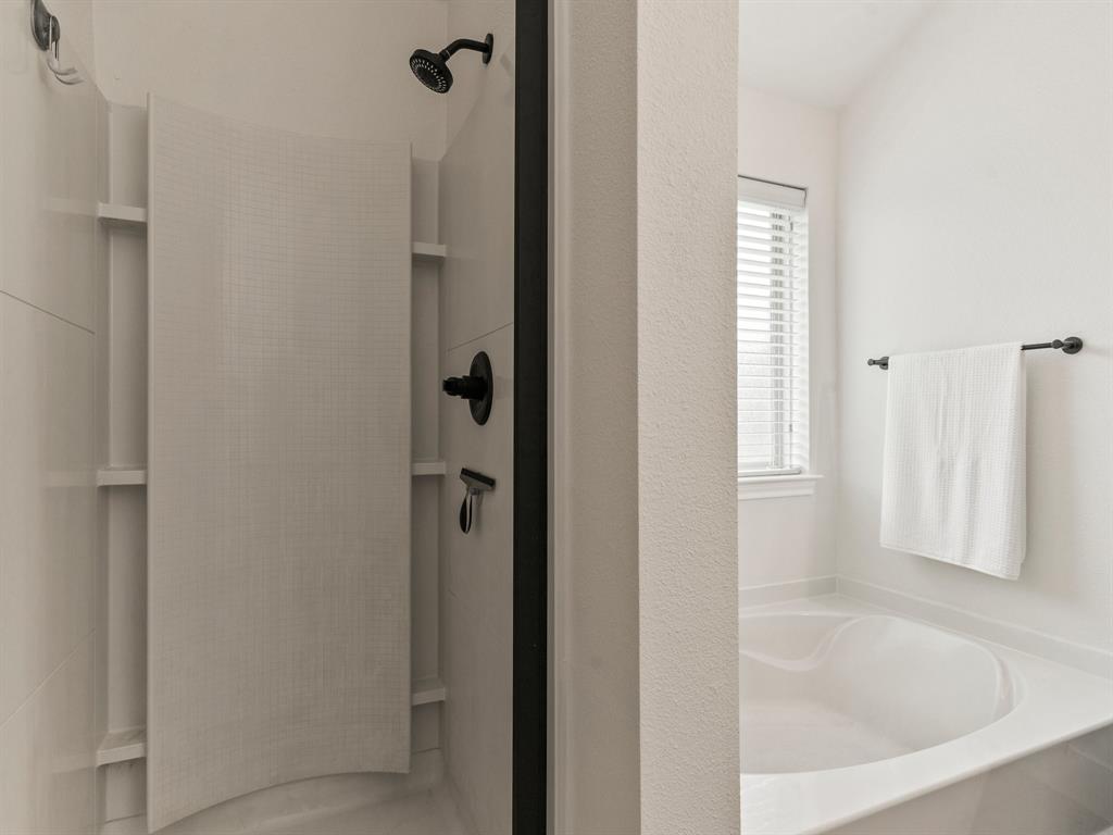 9805 Osprey Drive Property Photo 11
