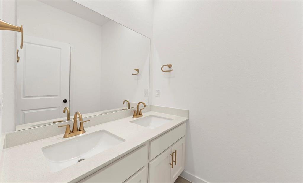 2200 Franklin Street Property Photo 21