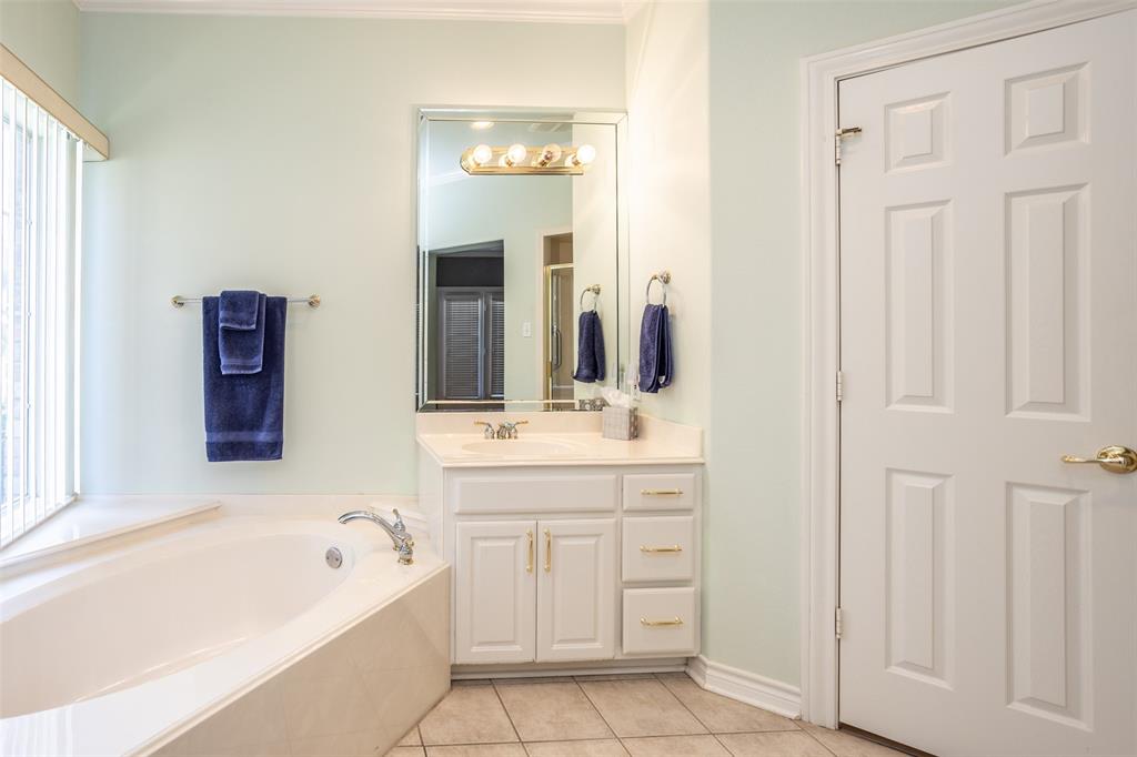 913 Mesquite Street Property Photo 25