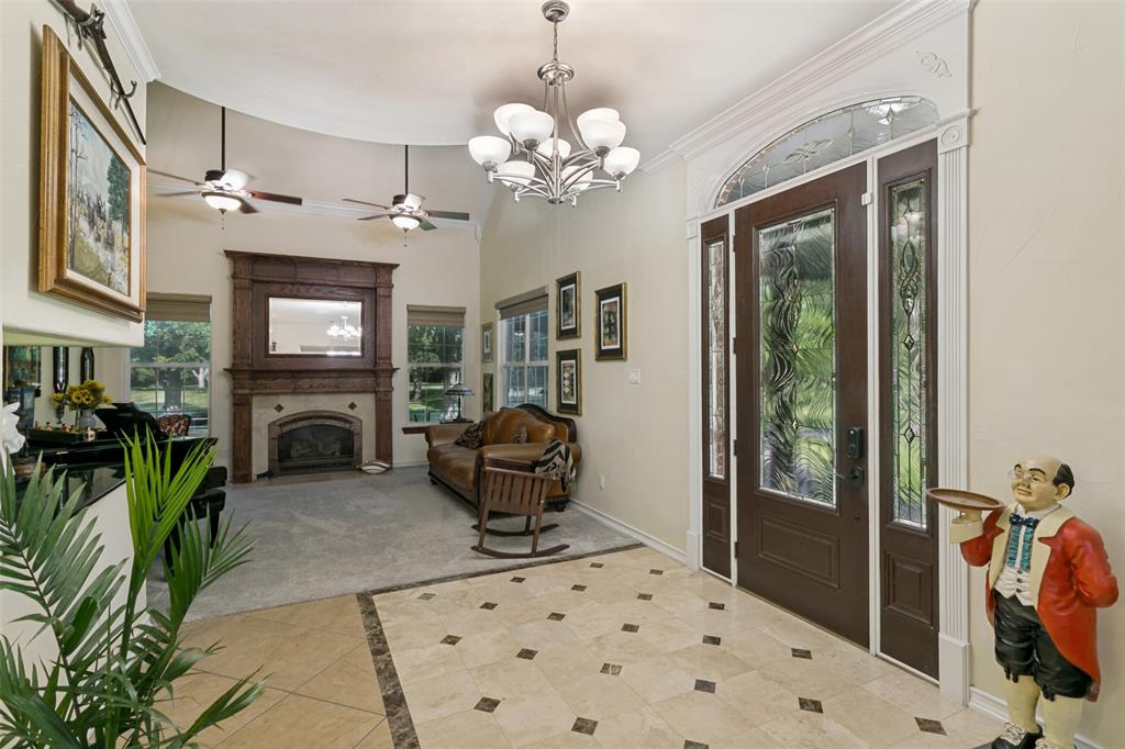 1290 Fox Lane Property Photo 3