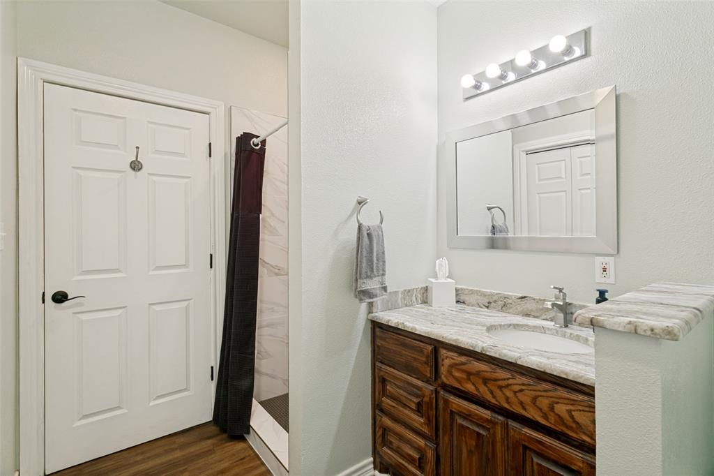 1290 Fox Lane Property Photo 14