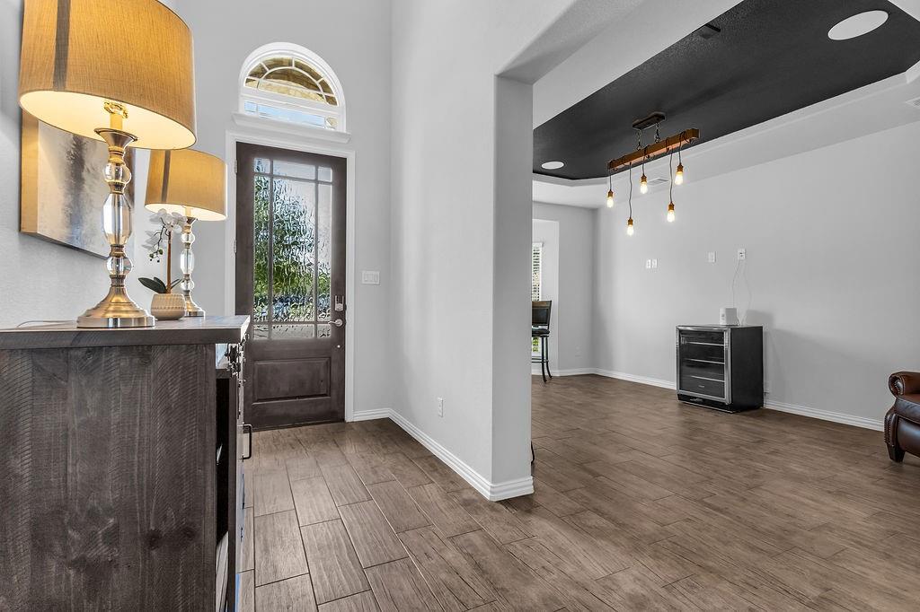 700 Lawndale Street Property Photo 11