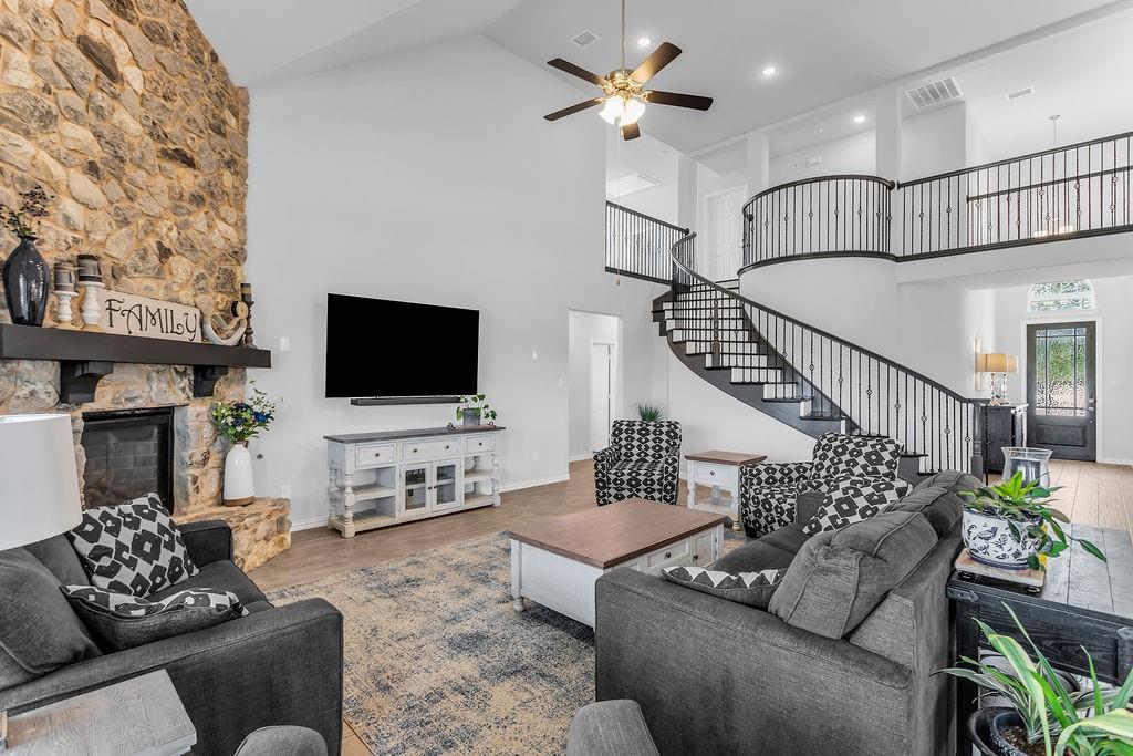 700 Lawndale Street Property Photo 15