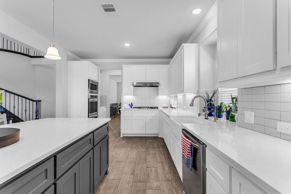 700 Lawndale Street Property Photo 21