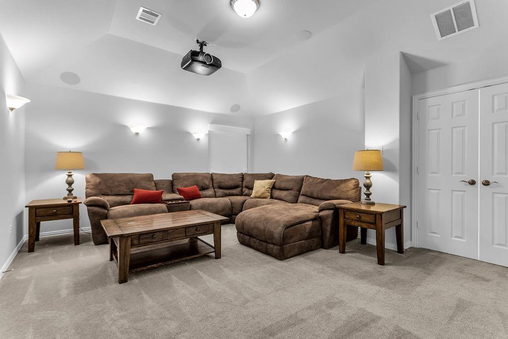 700 Lawndale Street Property Photo 29
