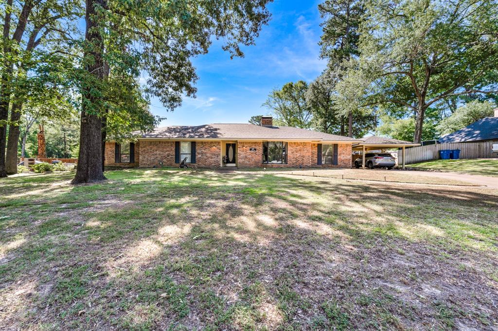 415 Nathan Drive Property Photo 1