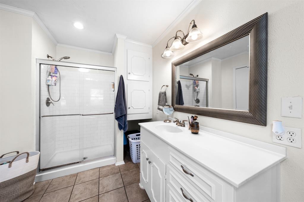 415 Nathan Drive Property Photo 27