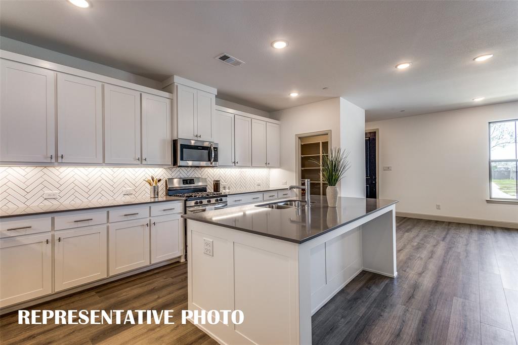 4733 Skiles Street Property Photo 6