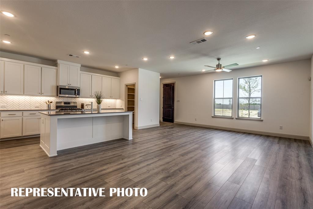 4733 Skiles Street Property Photo 8