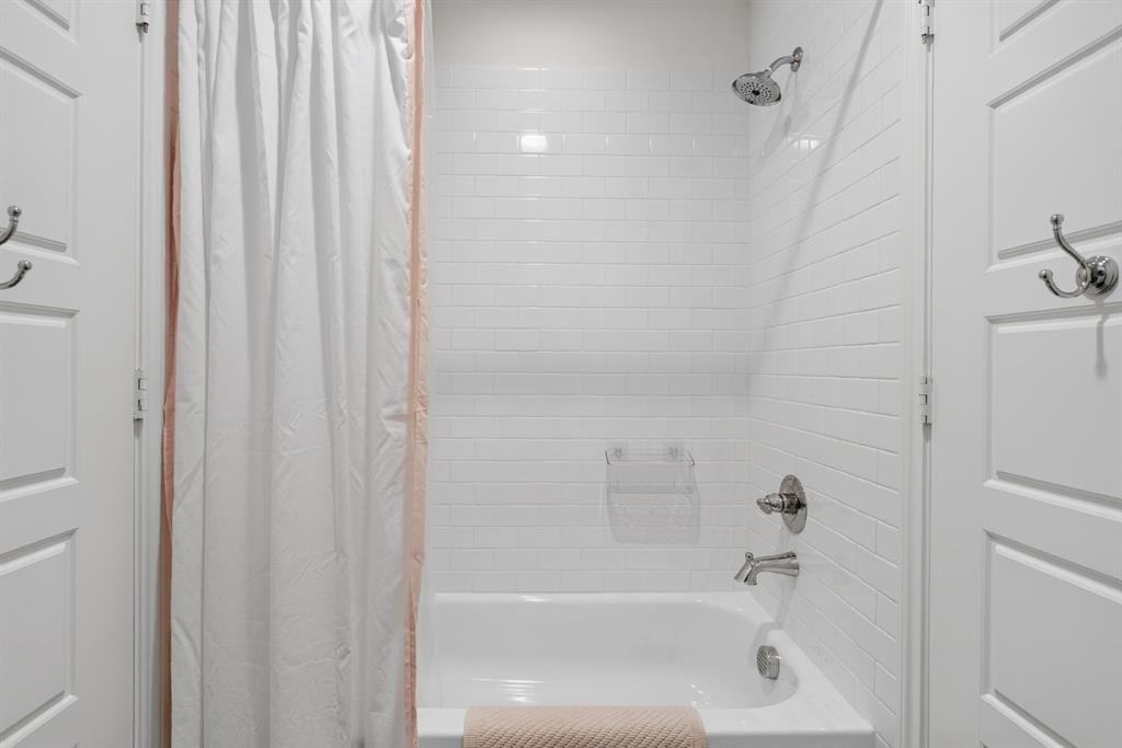 109 Harlan Court Property Photo 28