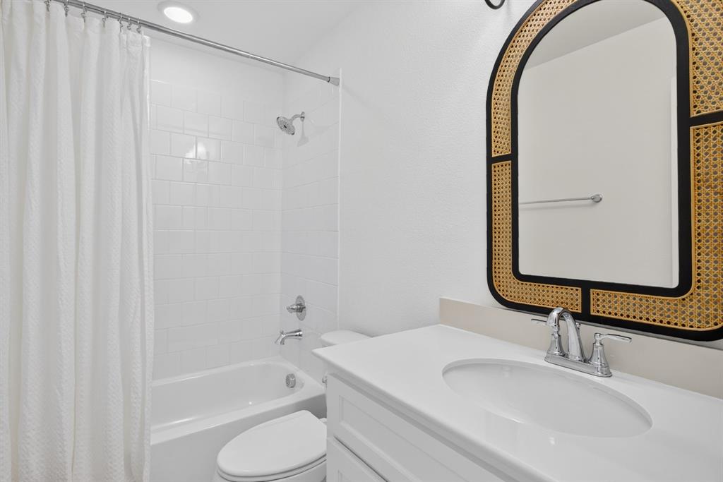 109 Harlan Court Property Photo 32