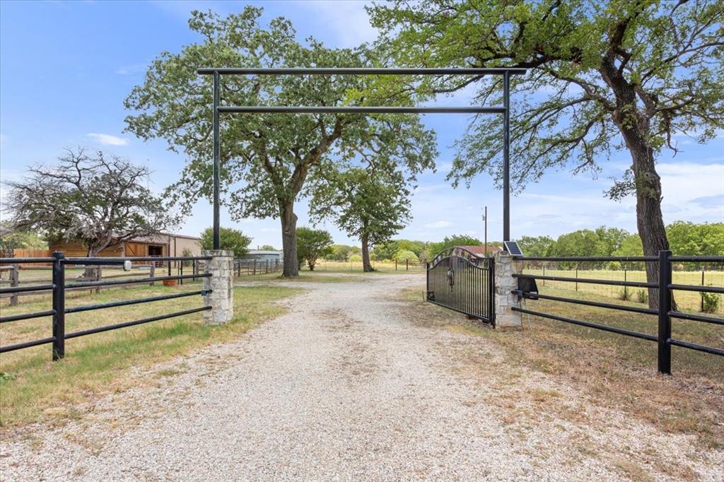 174 Ross Road Spur Property Photo 8