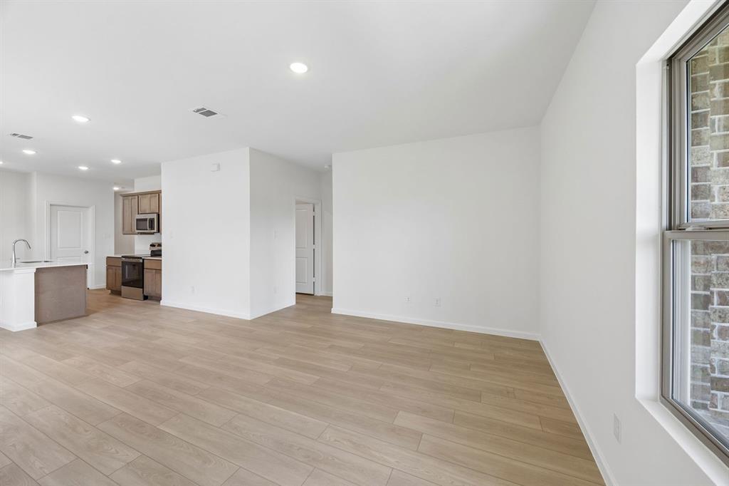 839 Hillcrest Boulevard Property Photo 12