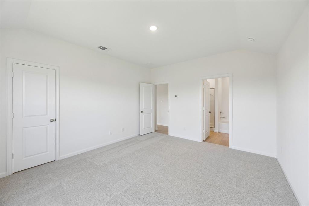 839 Hillcrest Boulevard Property Photo 16