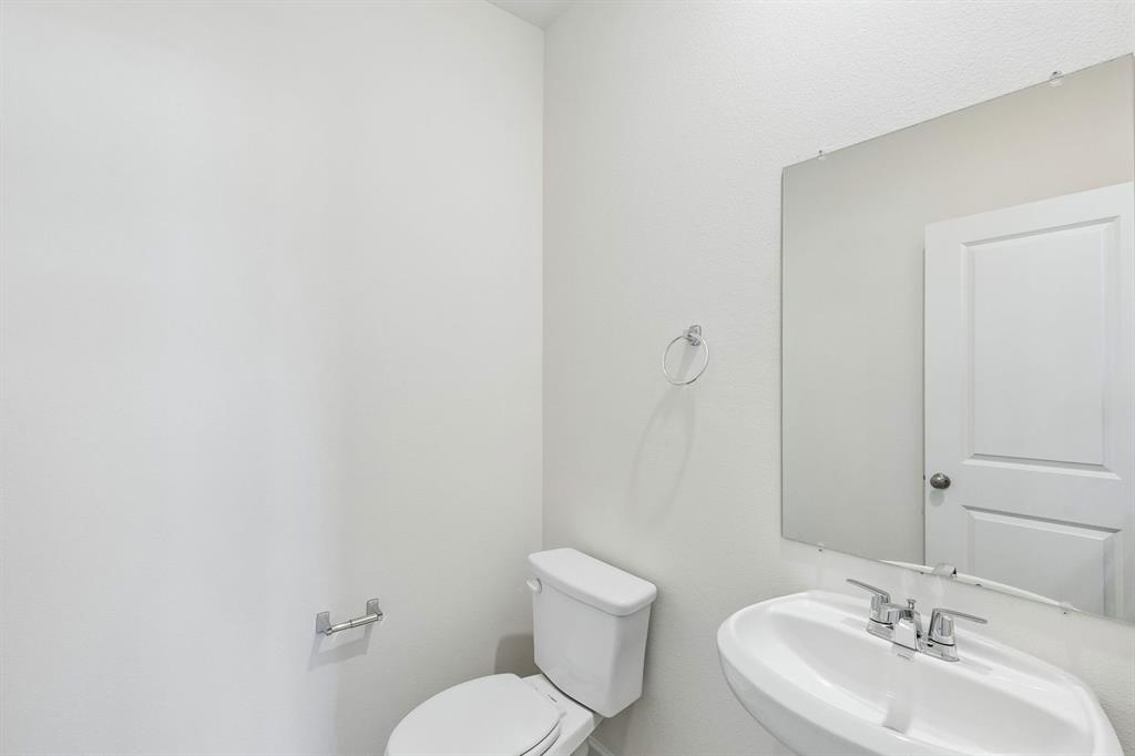 852 Hillcrest Boulevard Property Photo 17