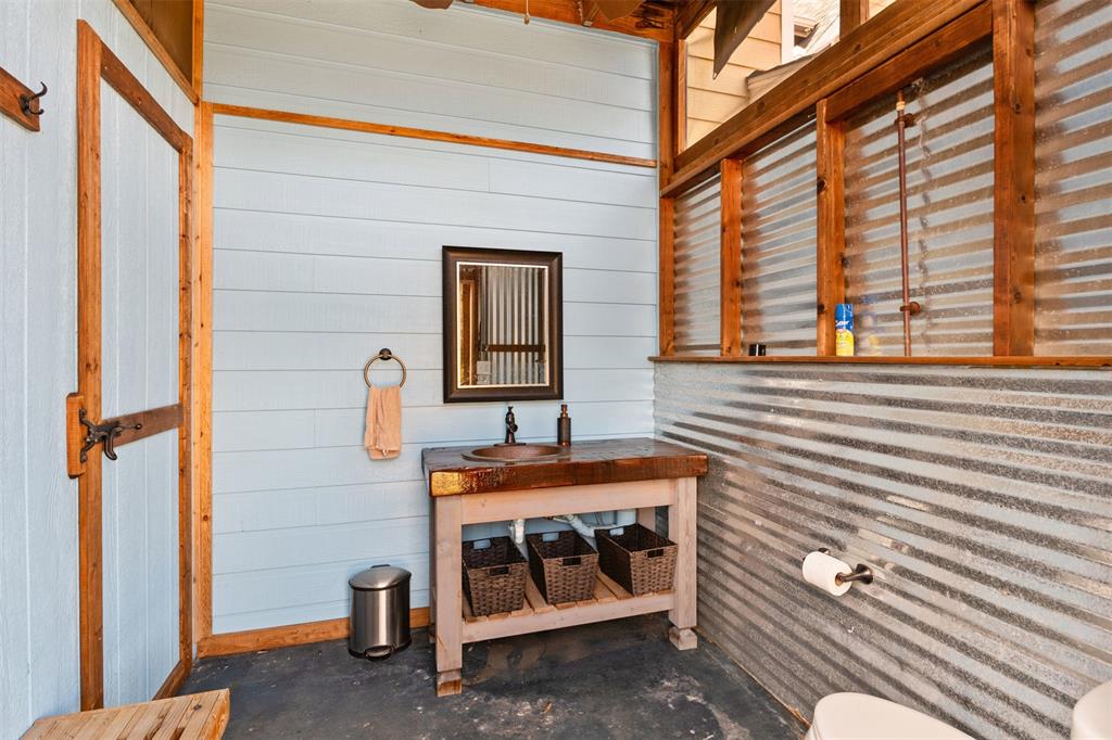 325 Bolton Road Property Photo 32