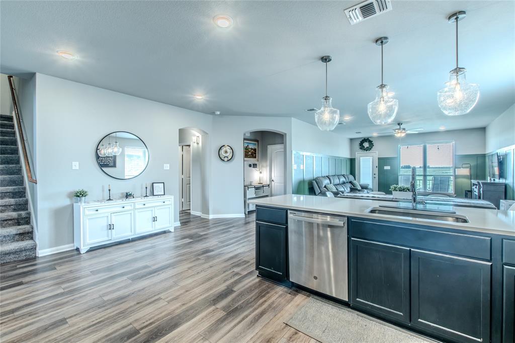 7514 Broadmoor Cove Property Photo 11