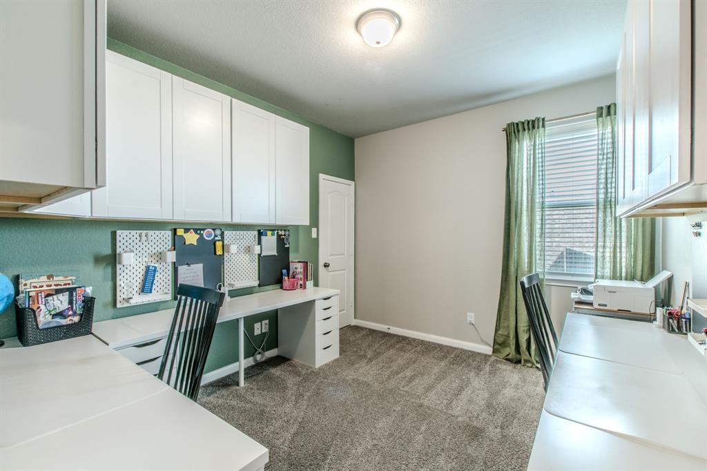 7514 Broadmoor Cove Property Photo 14
