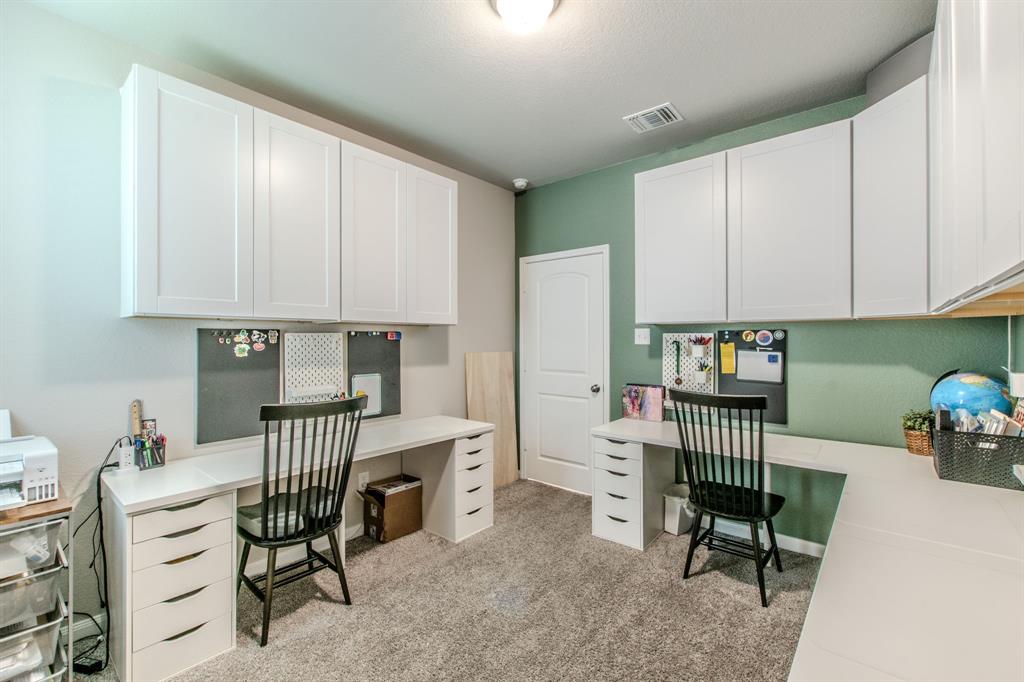 7514 Broadmoor Cove Property Photo 15