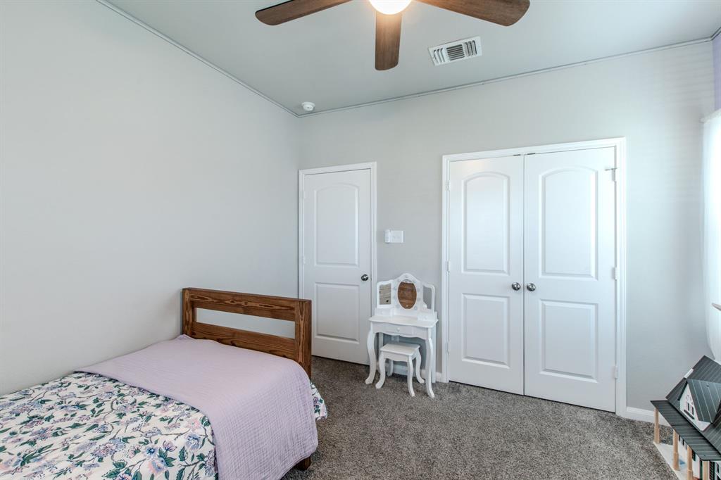 7514 Broadmoor Cove Property Photo 26