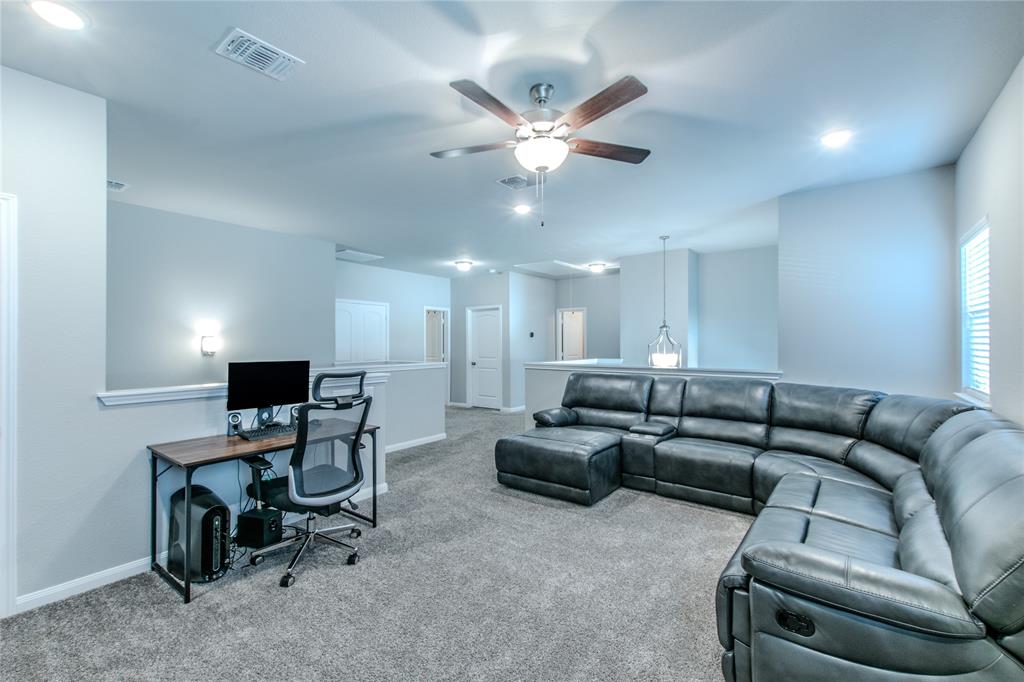 7514 Broadmoor Cove Property Photo 33