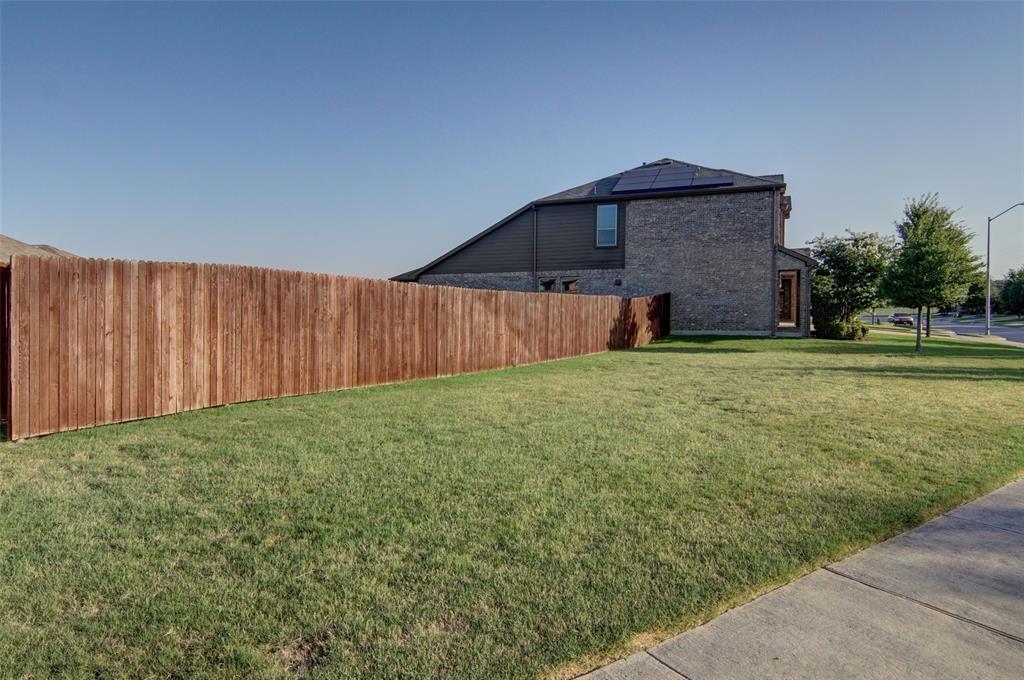 1220 Beestone Drive Property Photo 4