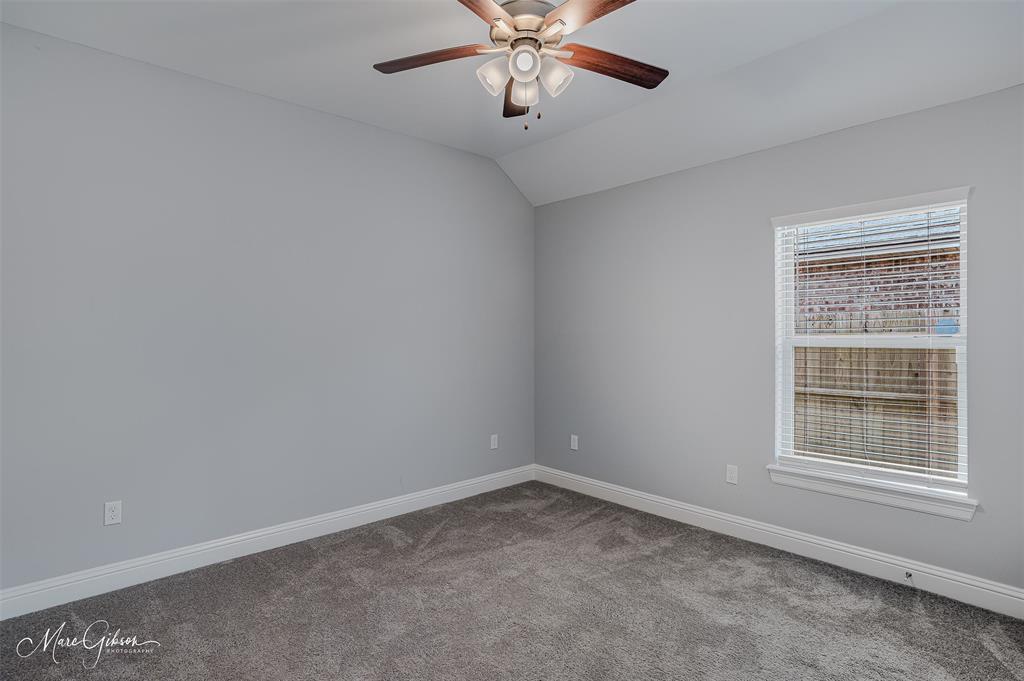 574 Brunswick Gardens Property Photo 16
