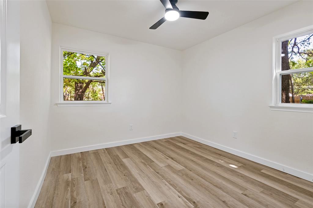 1631 Western Park Court Property Photo 19
