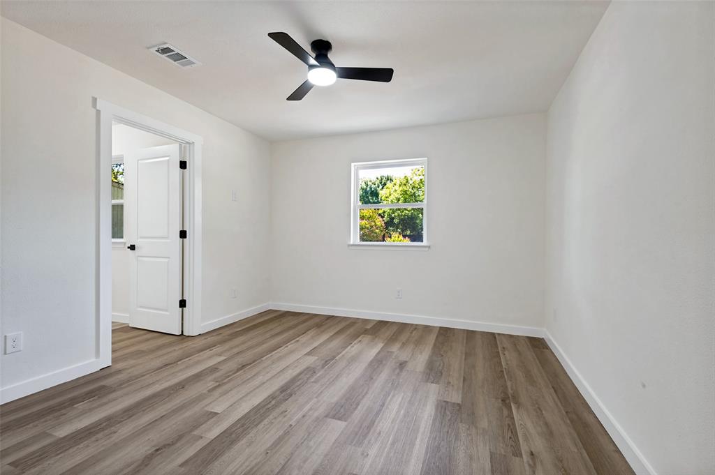 1631 Western Park Court Property Photo 20