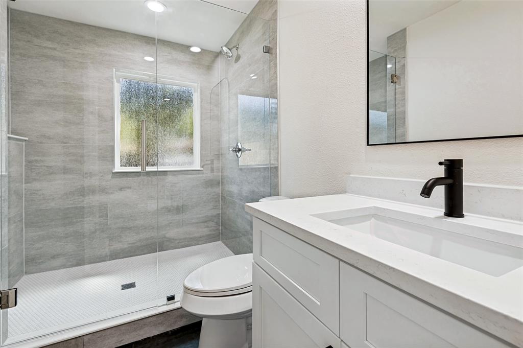 1631 Western Park Court Property Photo 21