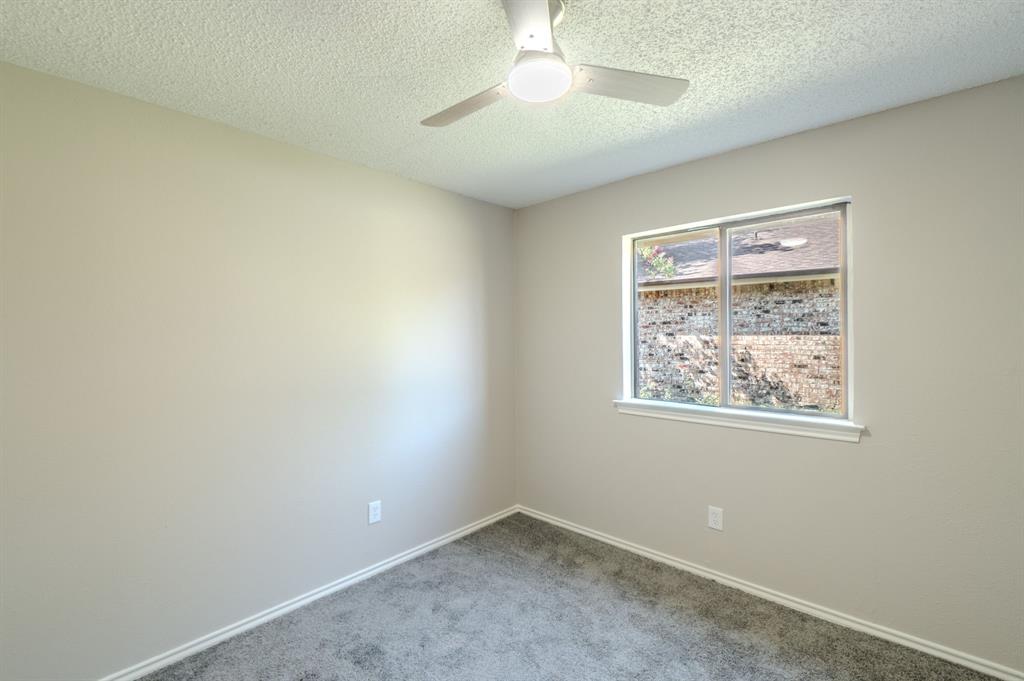 1514 Hindsdale Drive Property Photo 13