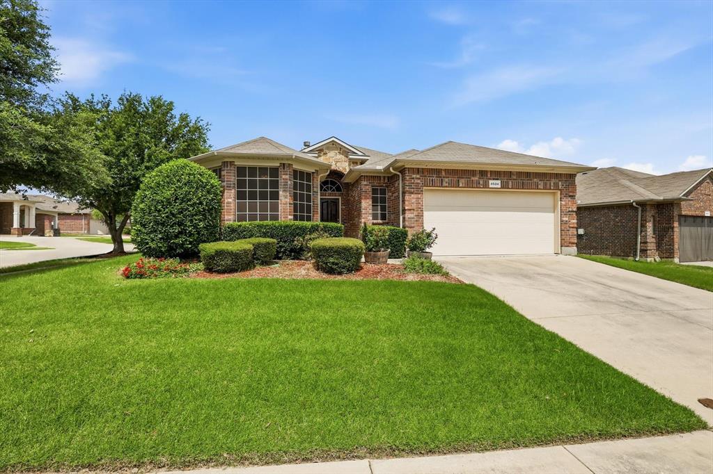 4524 Lacewood Drive Property Photo 1
