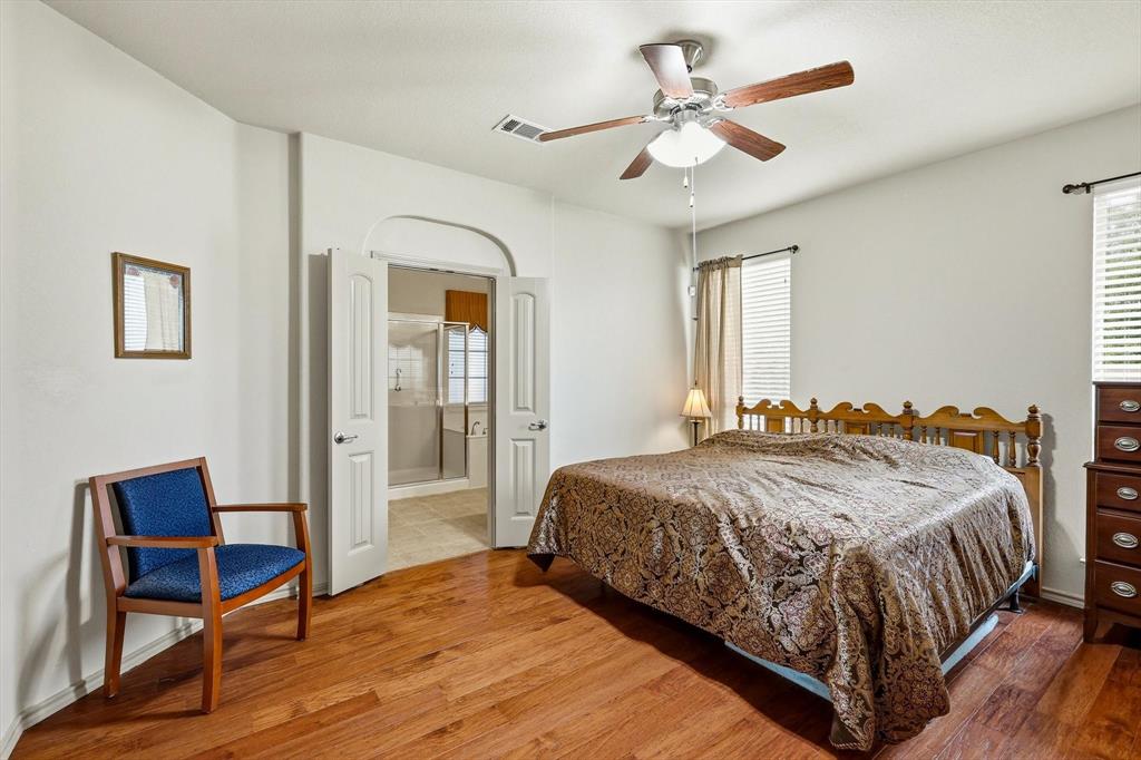 4524 Lacewood Drive Property Photo 13