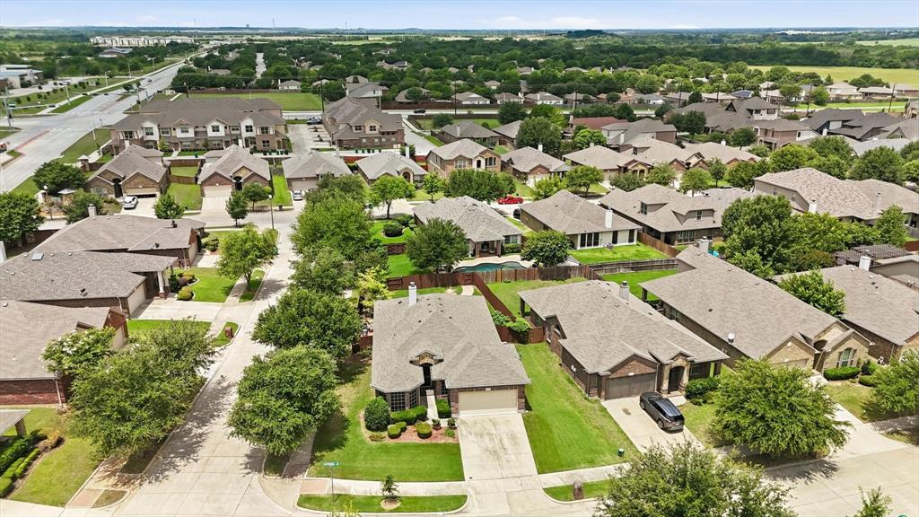 4524 Lacewood Drive Property Photo 19