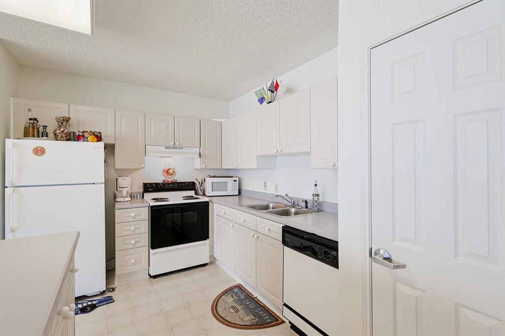 3575 Lone Star Circle 907 Property Photo 14